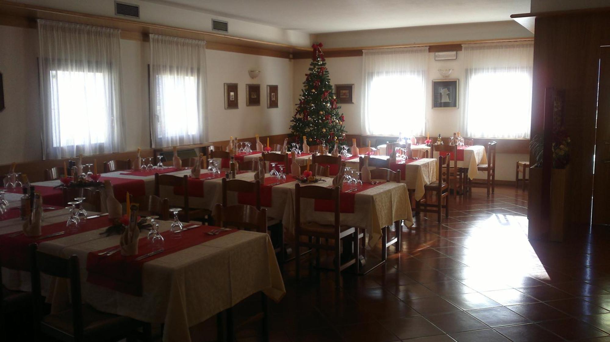 Hotel Serenella Canal San Bovo Eksteriør billede